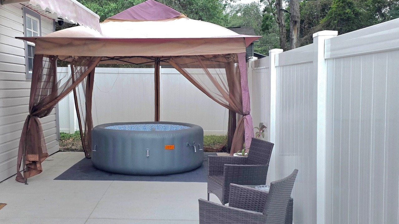 Photo of Patio Balcony in Temple Crest