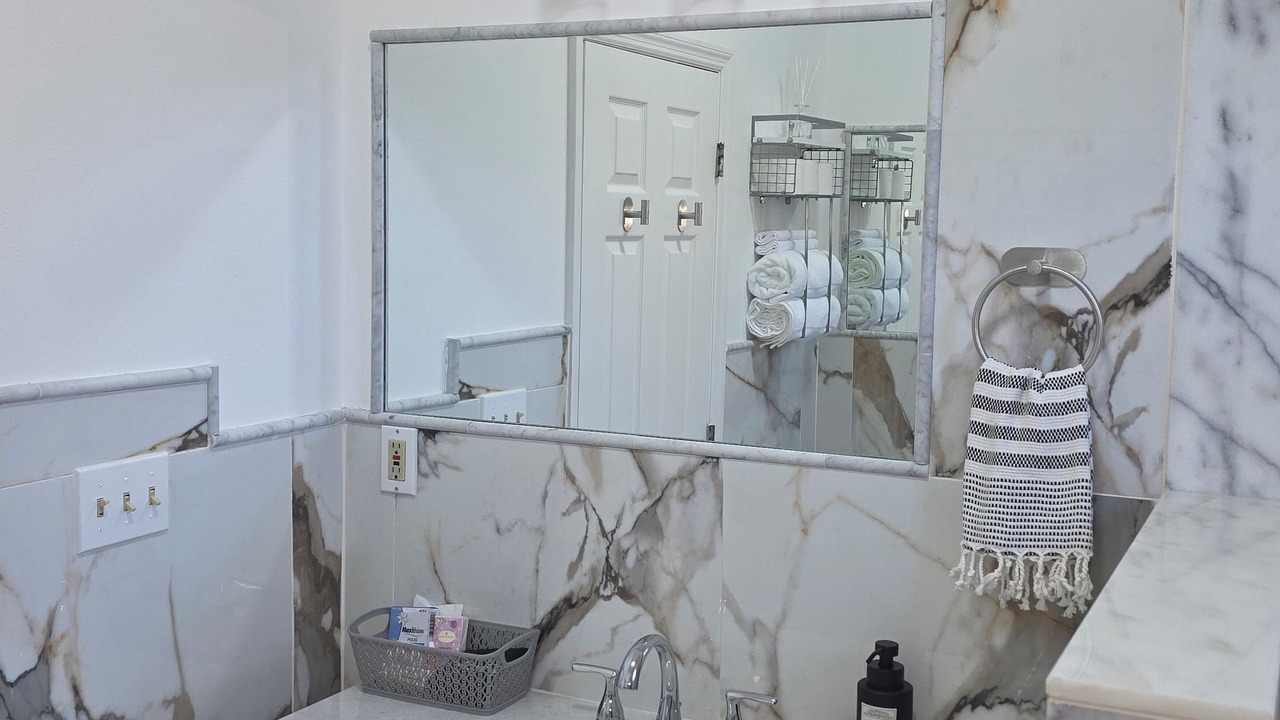 Photo of Bathroom in Temple Crest