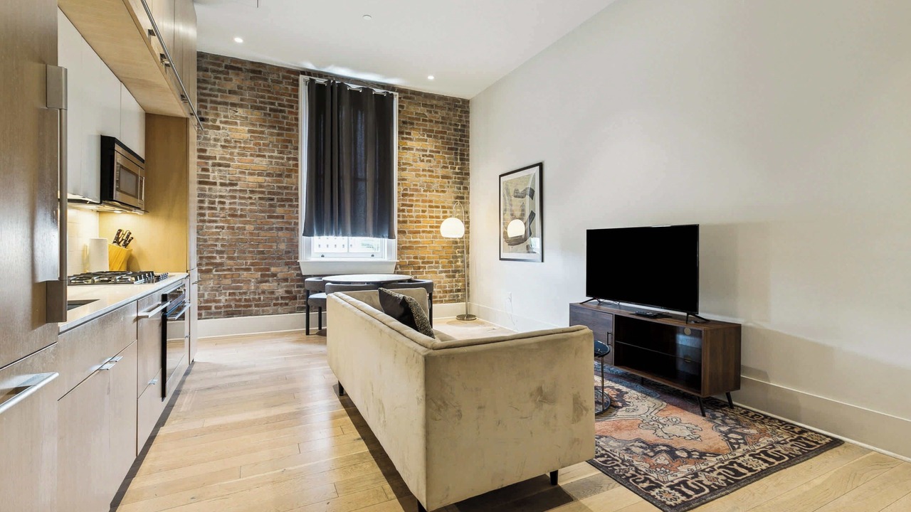 Photo of Livingroom in Tulane - Gravier