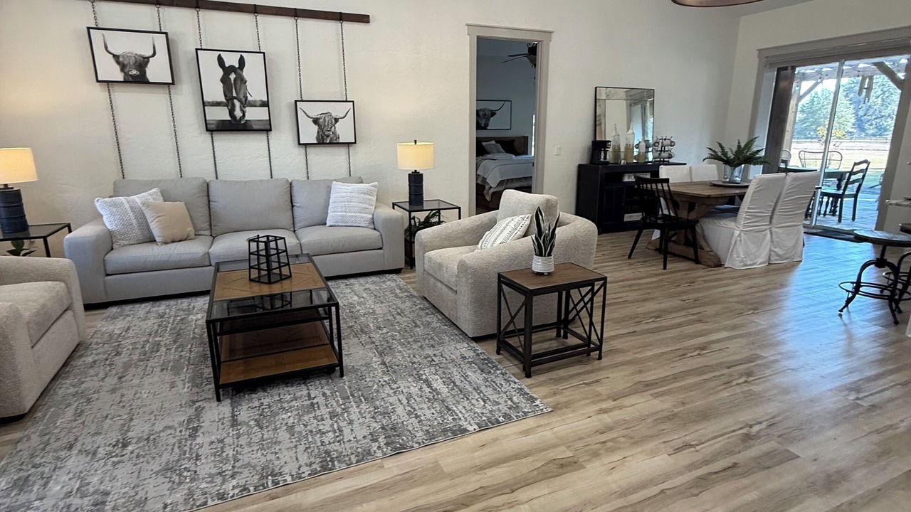Photo of Livingroom in Sumter County