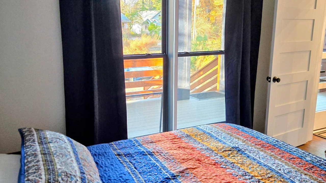 Photo of Bedroom in Jarvisburg