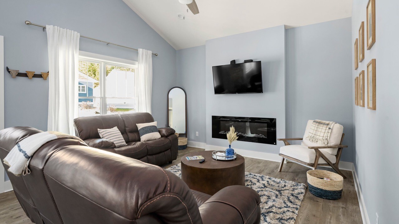 Photo of Livingroom in Fairview