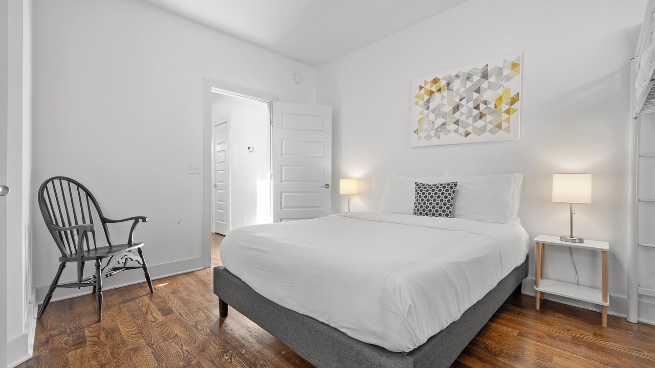 Photo of Bedroom in Cleveland Park