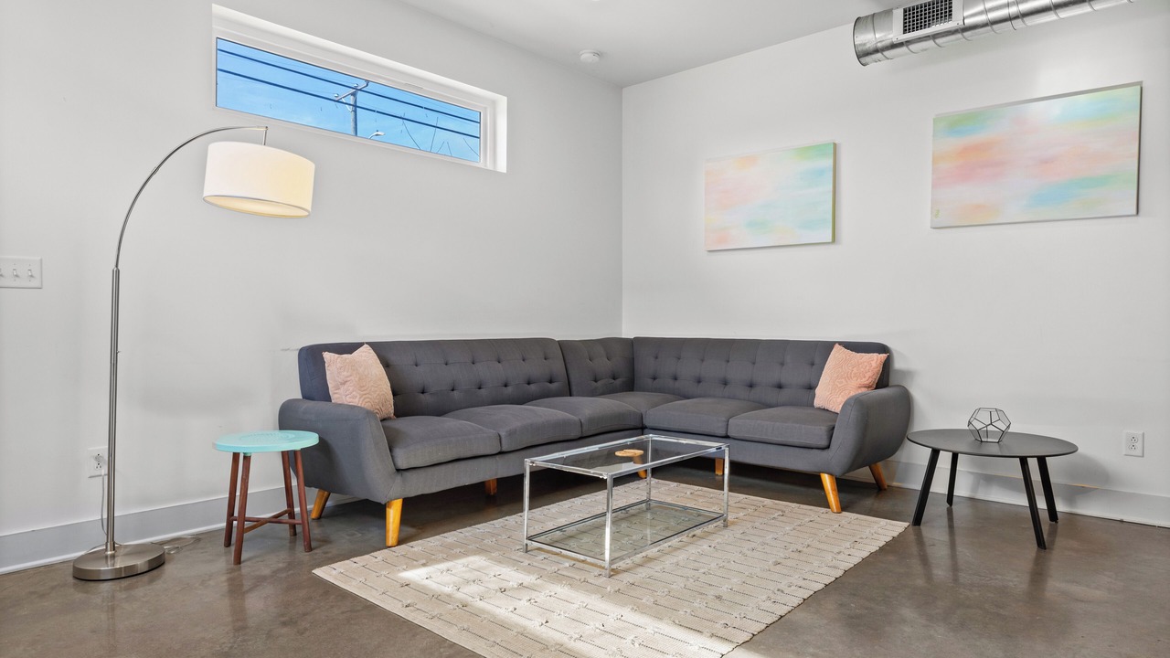 Photo of Livingroom in Cleveland Park