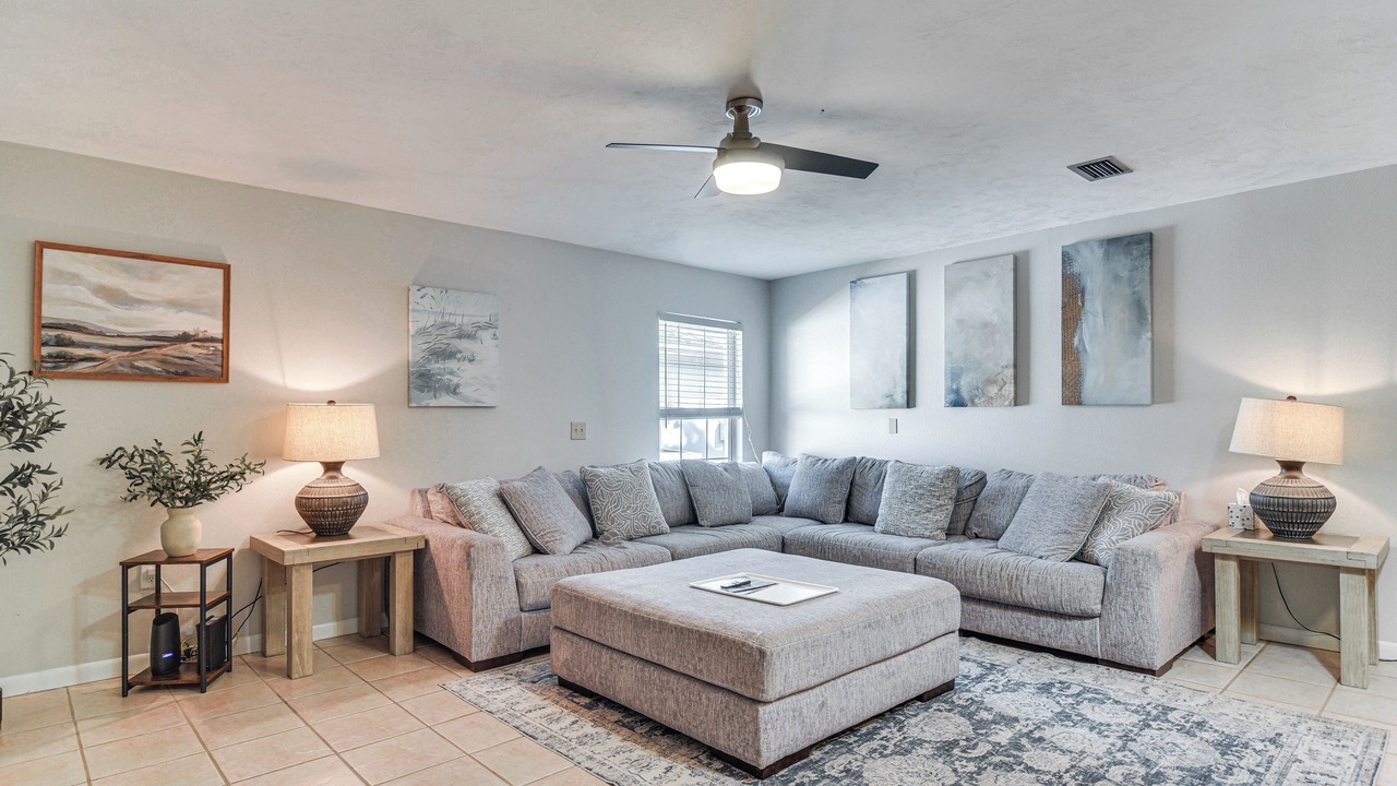 Photo of Bedroom in North Bay Hills