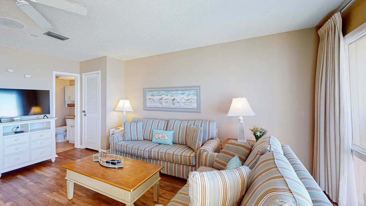 Photo of Livingroom in Fort Bay