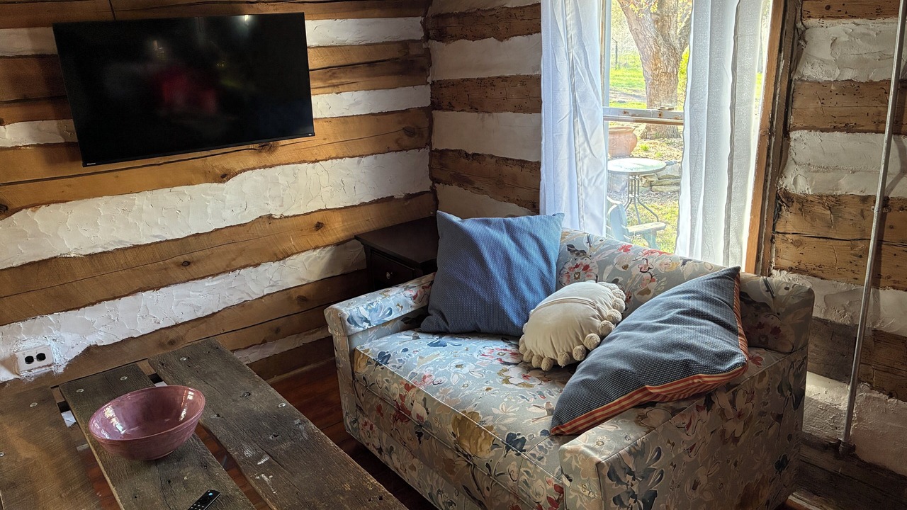 Photo of Livingroom in Berryville