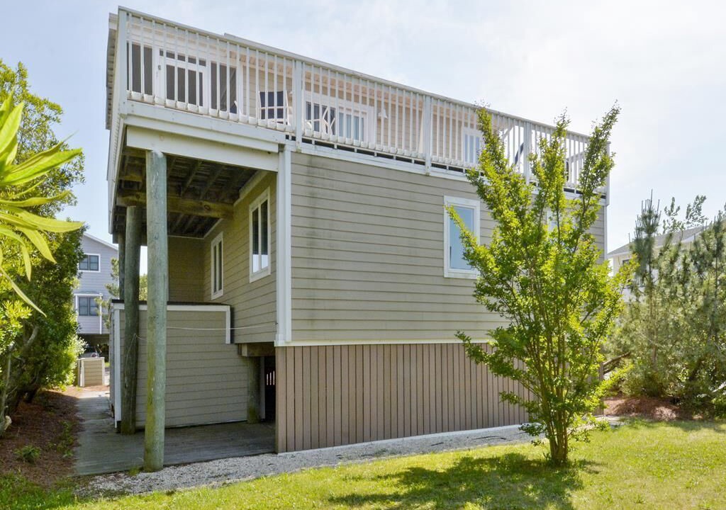 Photo of Outdoor in Sandpiper Pines
