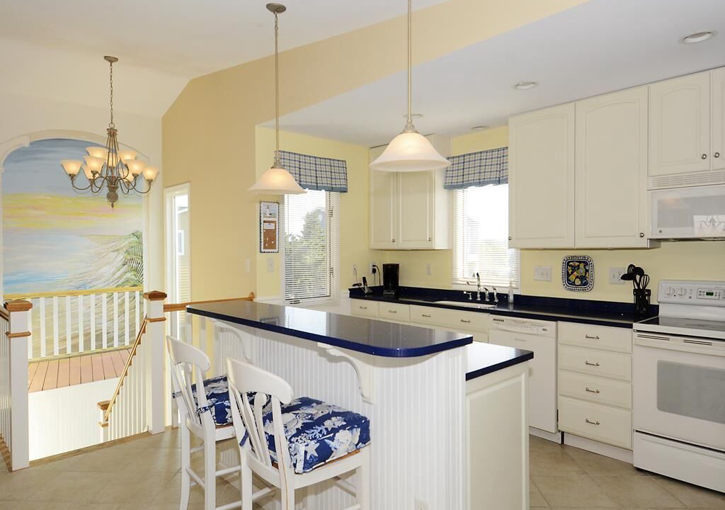 Photo of Kitchen in Sandpiper Pines