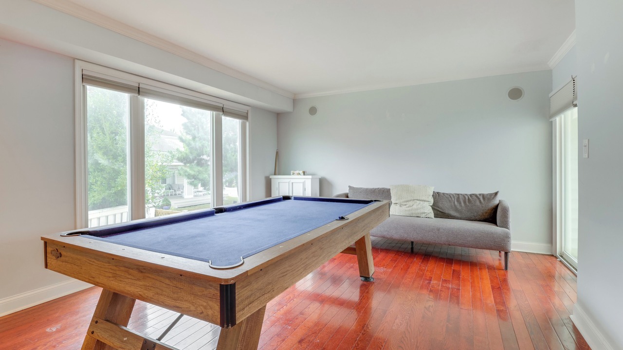 Photo of Bedroom in Willoughby Spit