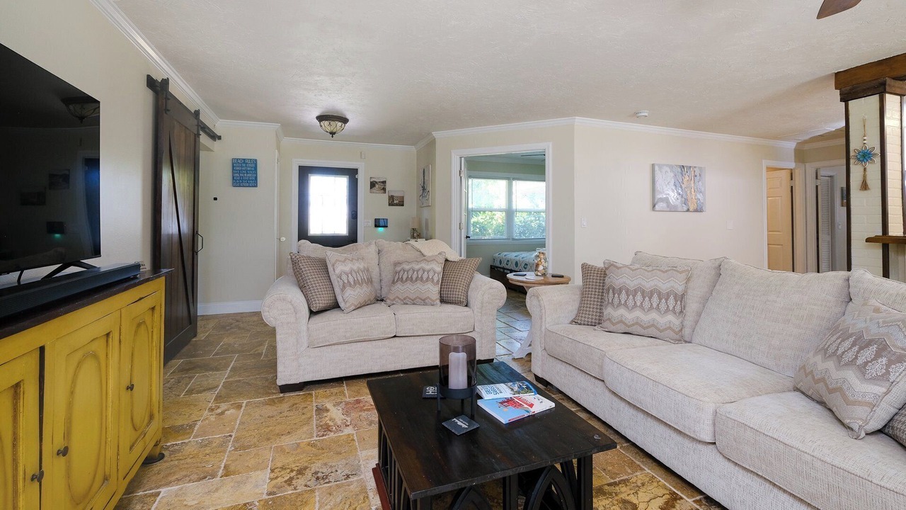 Photo of Bedroom in Gulf Gate Estates