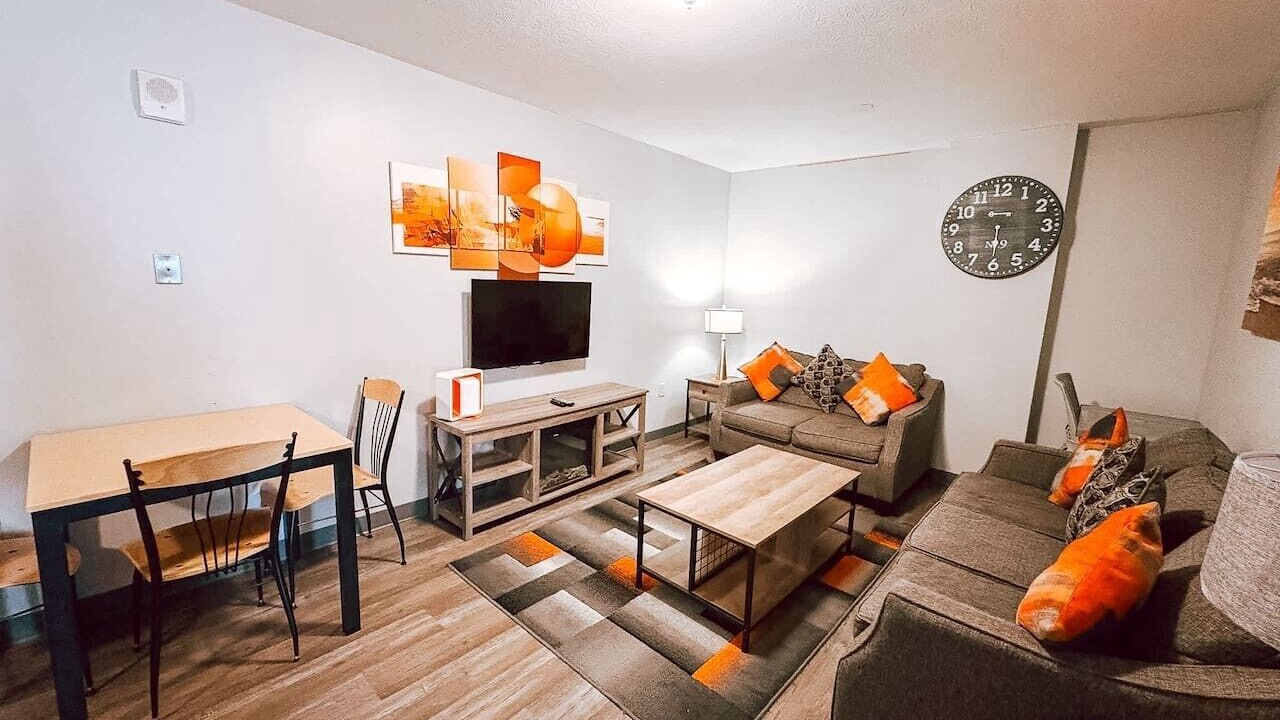 Photo of Livingroom in Downtown Pittsburgh