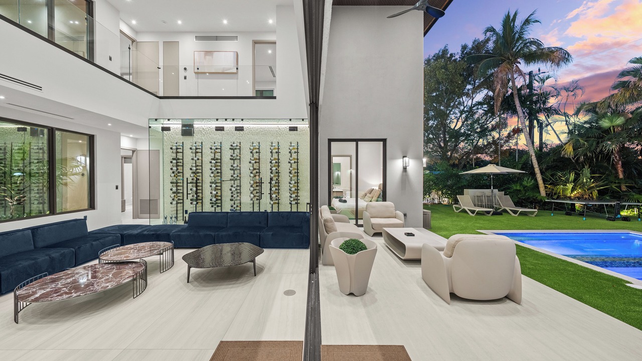 Photo of Outdoor in North Miami Beach