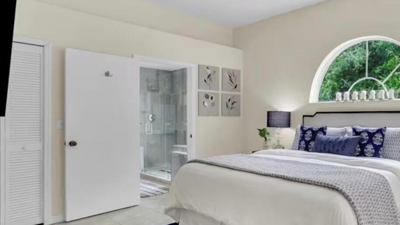 Photo of Bedroom in Lindfields