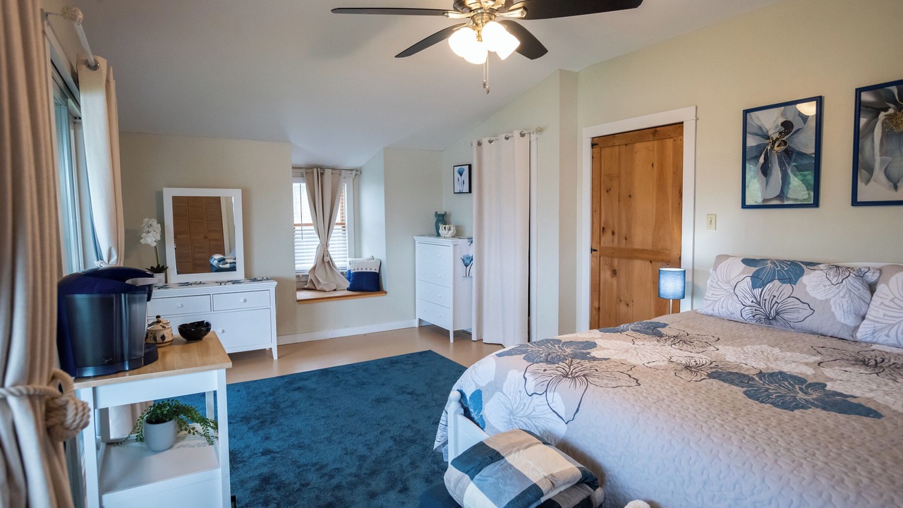 Photo of Bedroom in Stonington