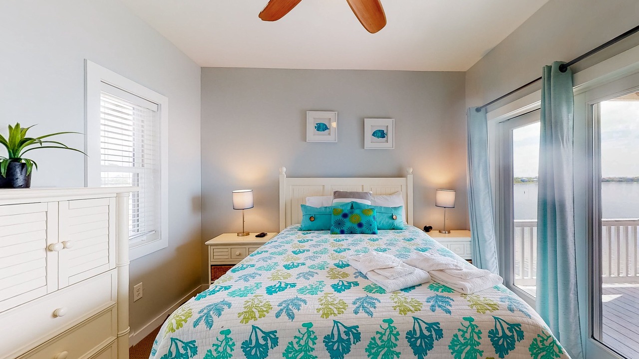 Photo of Bedroom in Brigands' Bay