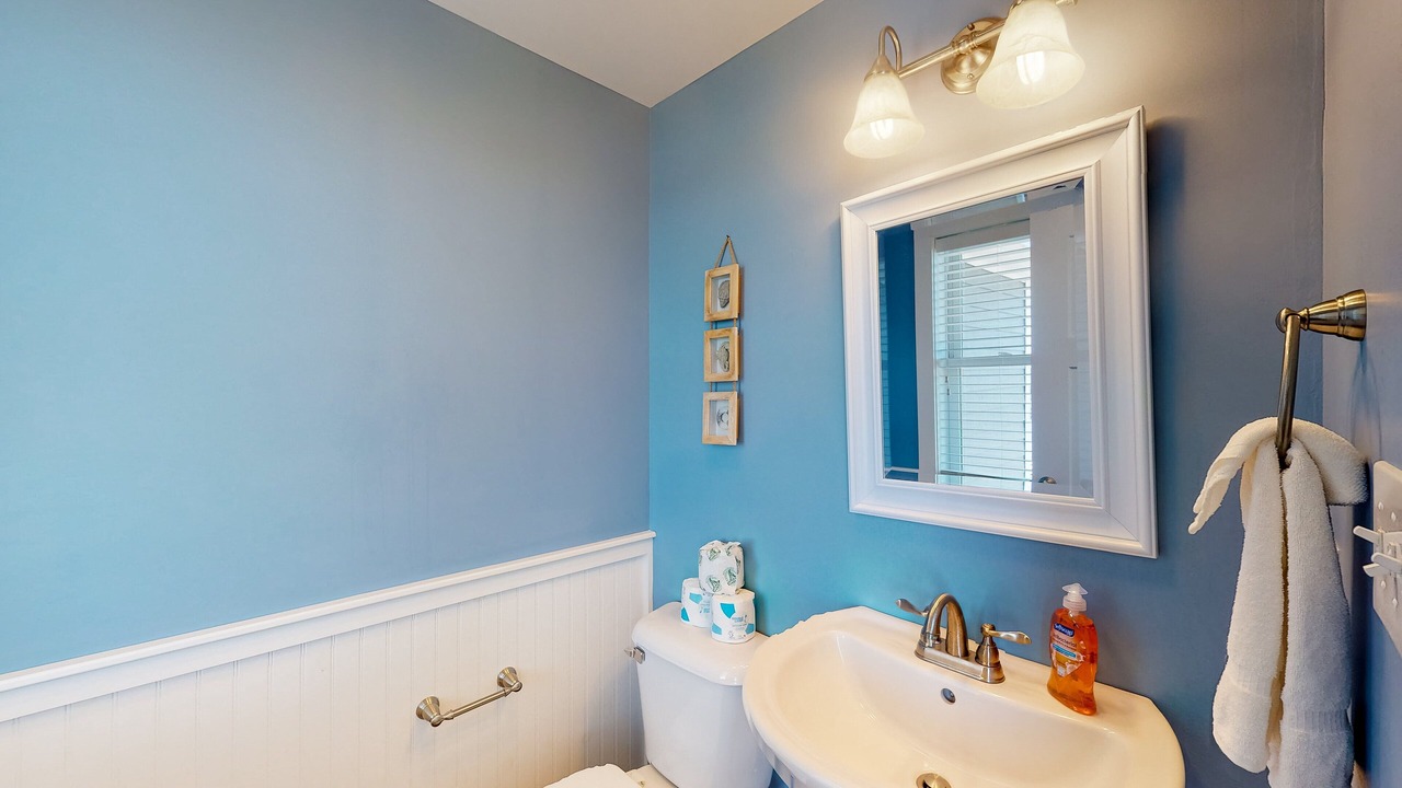 Photo of Bathroom in Brigands' Bay