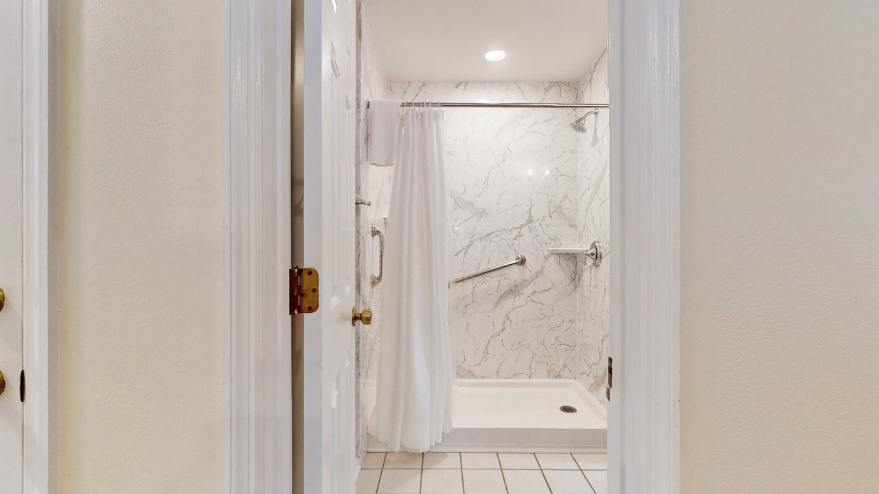 Photo of Bathroom in Sea Trail