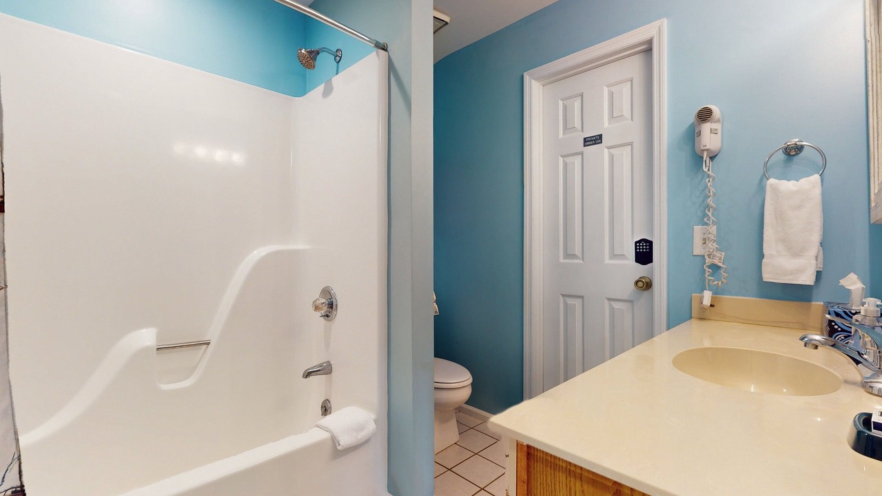 Photo of Bathroom in Sea Trail