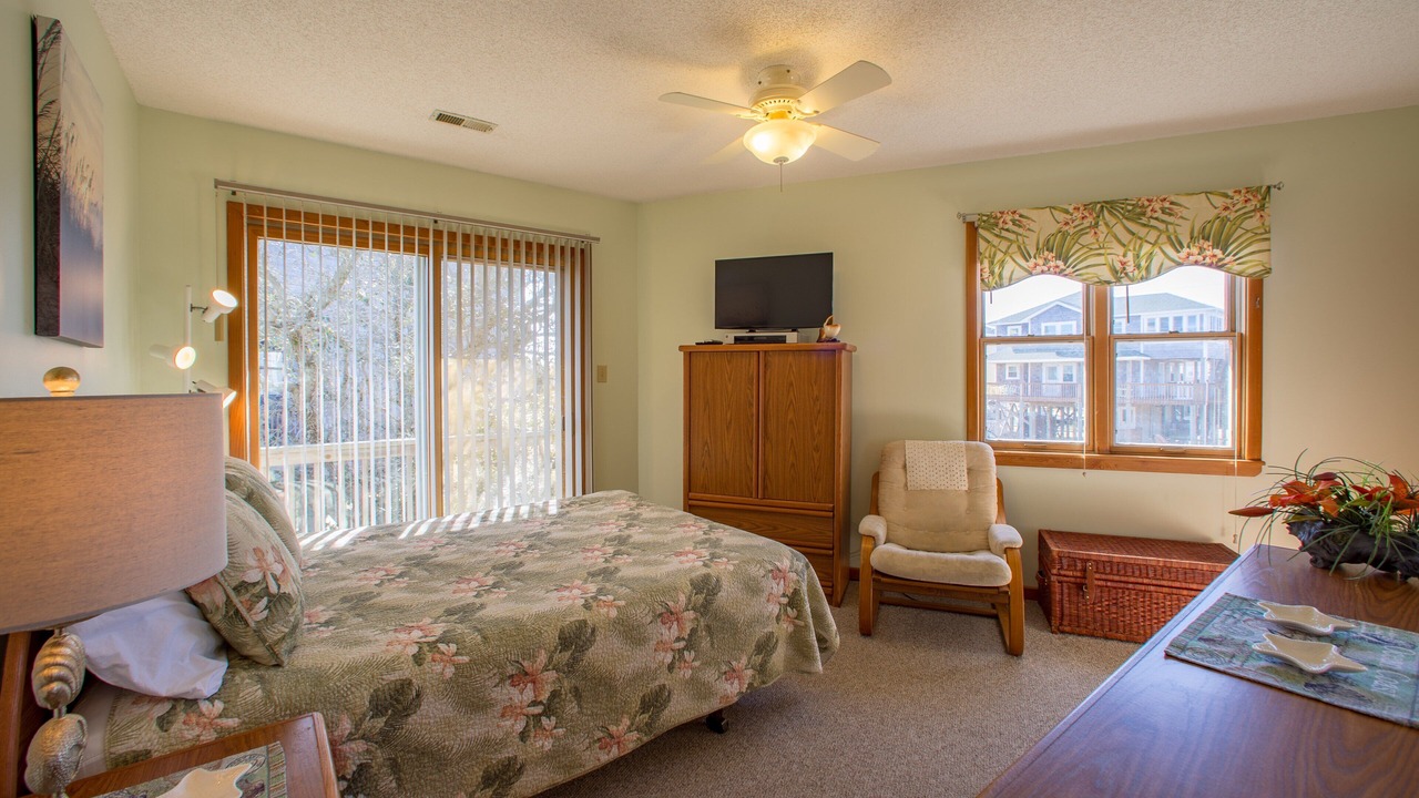 Photo of Bedroom in Brigands' Bay