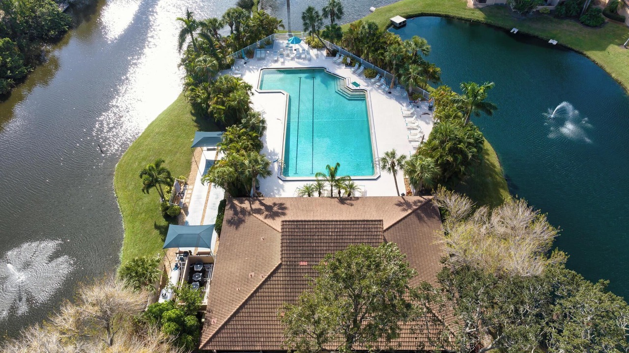 Photo of Outdoor in Gulf Gate Estates