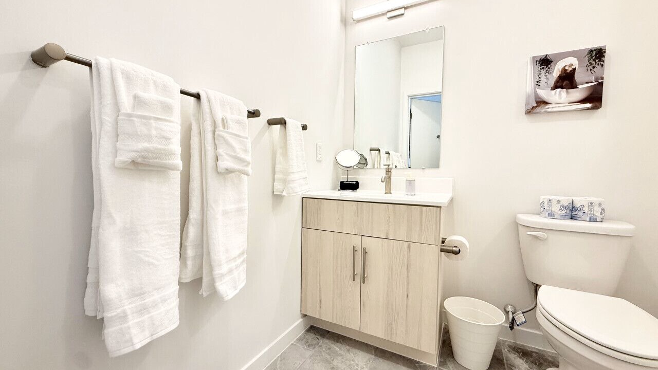 Photo of Bathroom in Poplar