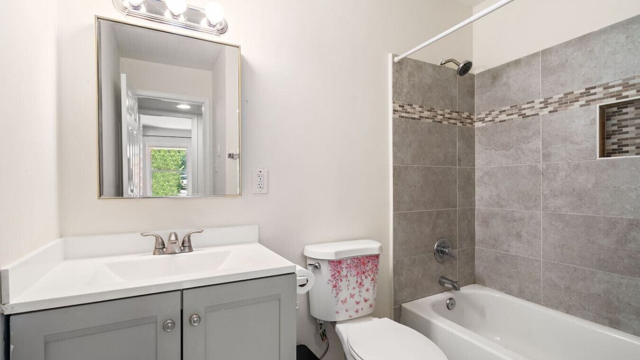 Photo of Bathroom in Sterling