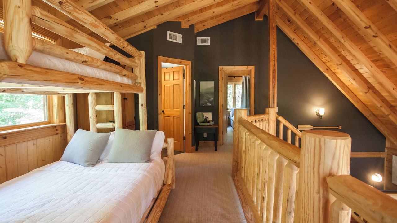 Photo of Bedroom in Dawsonville