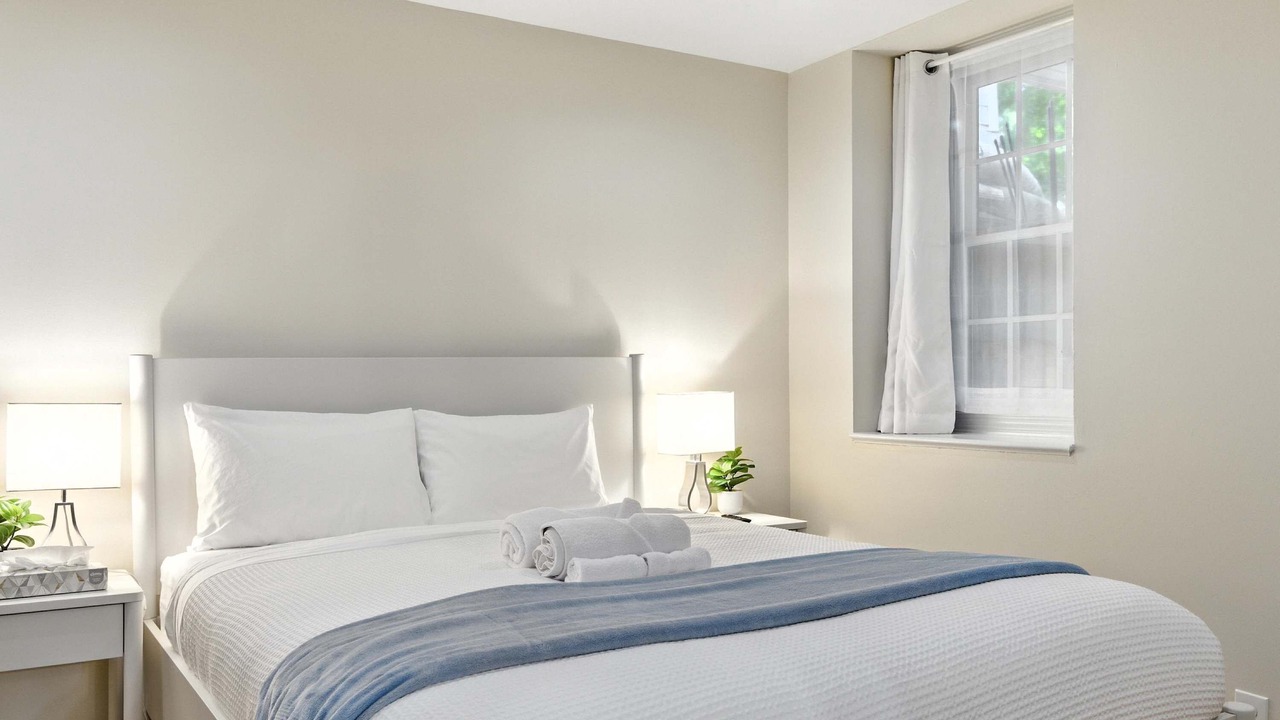 Photo of Bedroom in Northwest