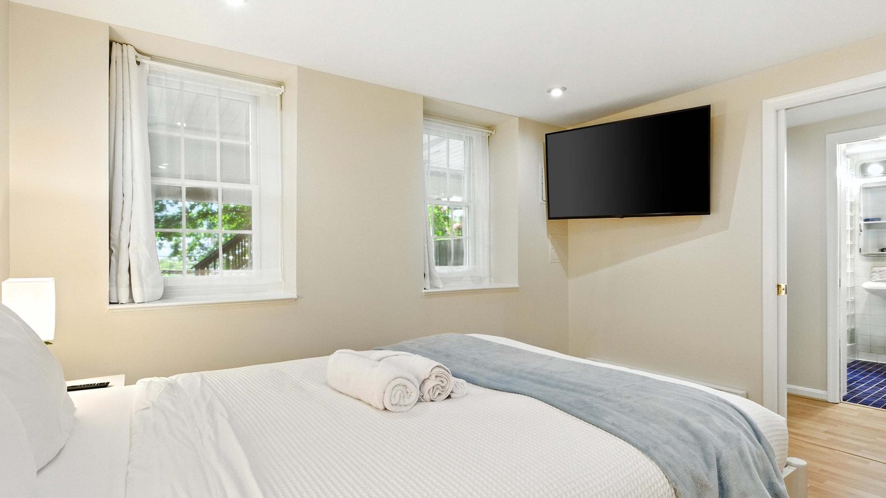 Photo of Bedroom in Northwest