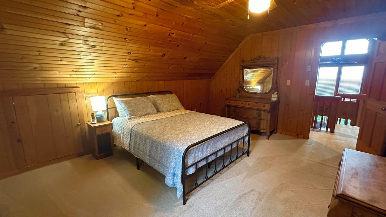 Photo of Bedroom in Zionville