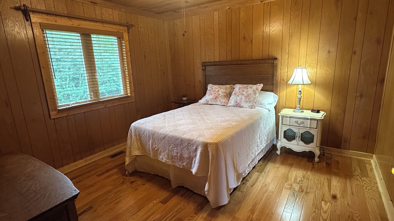 Photo of Bedroom in Zionville