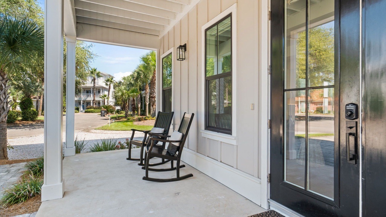 Photo of Outdoor in Emerald Waters Village