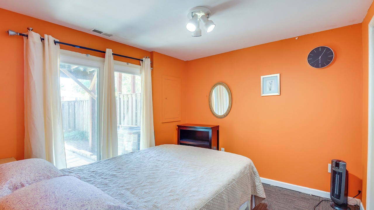 Photo of Bedroom in Herndon