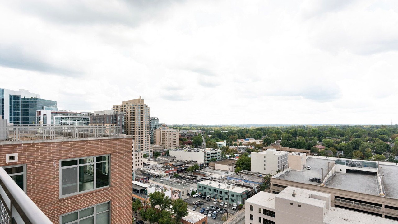 Photo of Outdoor in Woodmont Triangle