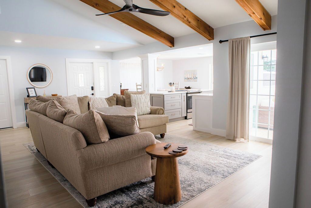 Photo of Livingroom in Pinellas Point