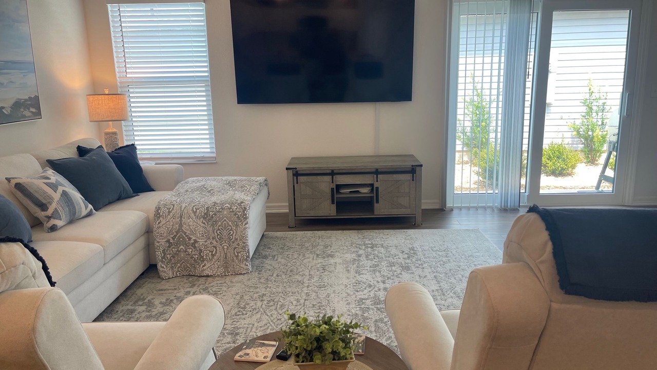 Photo of Livingroom in Sumter County