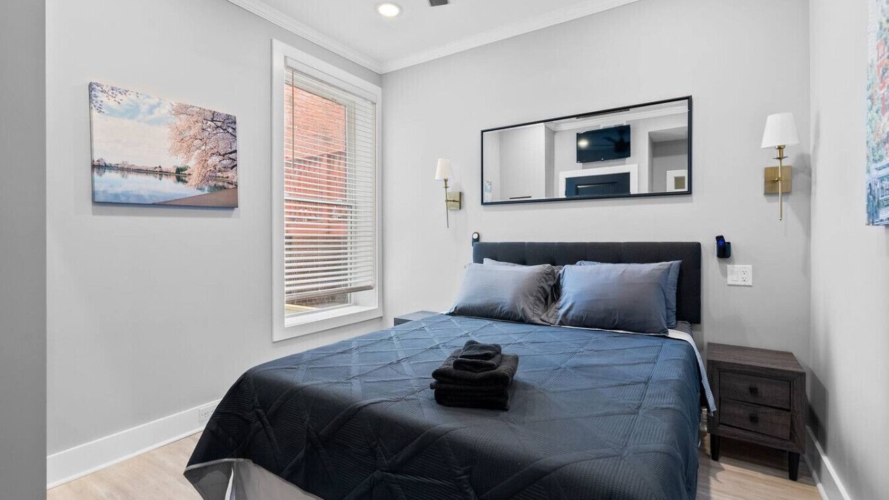 Photo of Bedroom in Bloomingdale