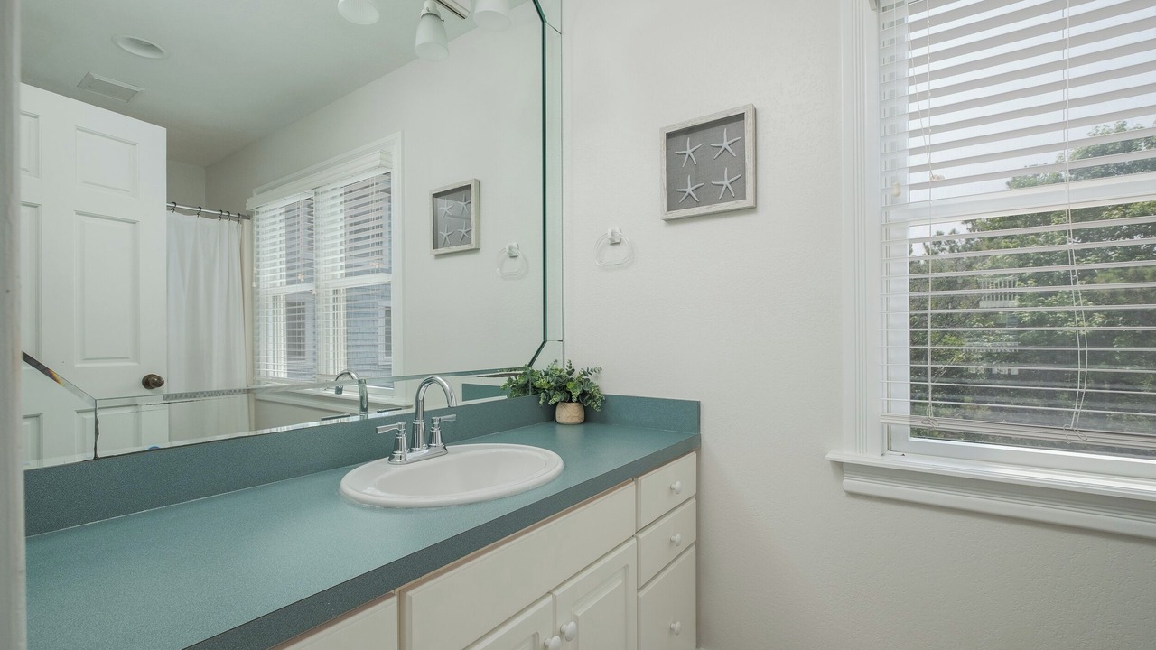 Photo of Bathroom in Ocean Sands