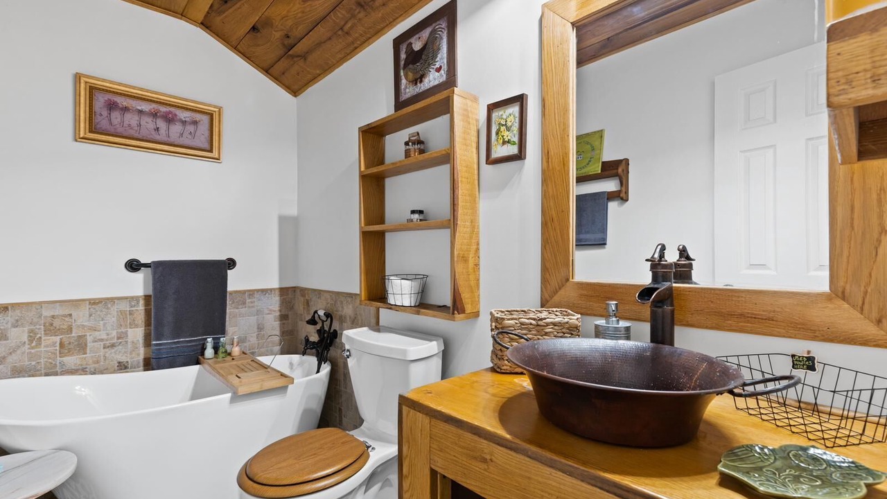 Photo of Bathroom in Murphy