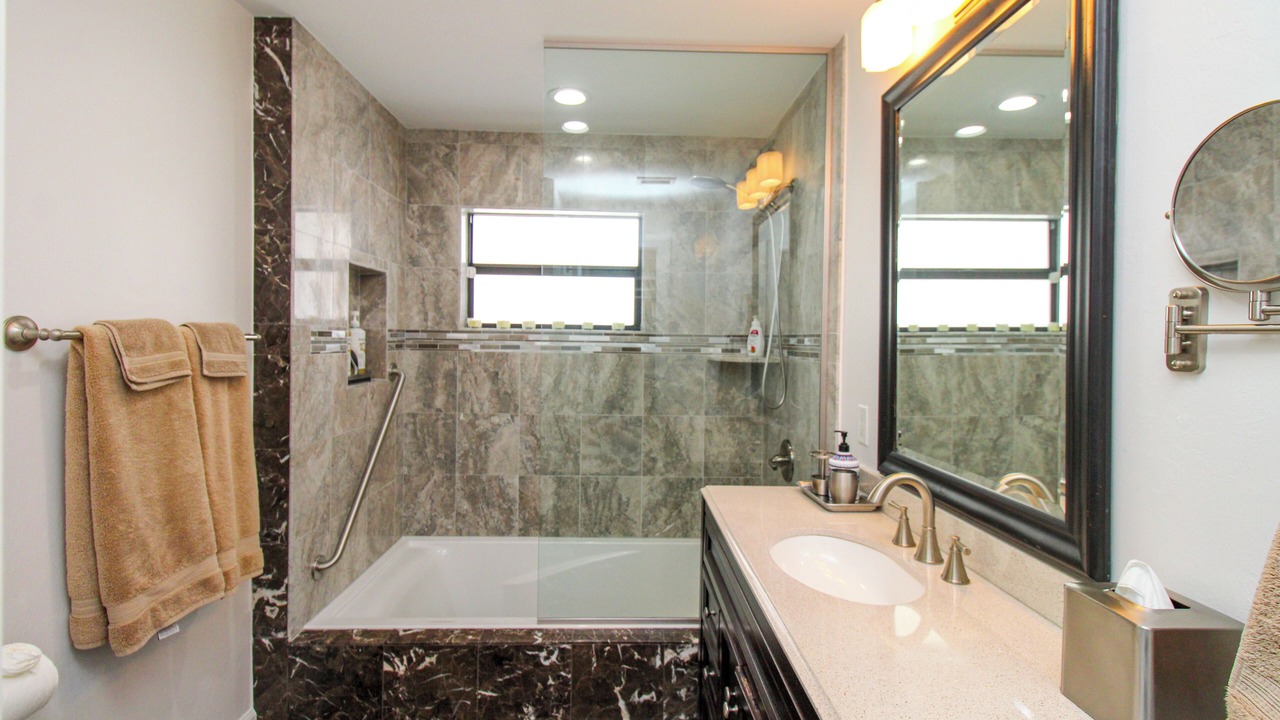 Photo of Bathroom in Coquina Sands
