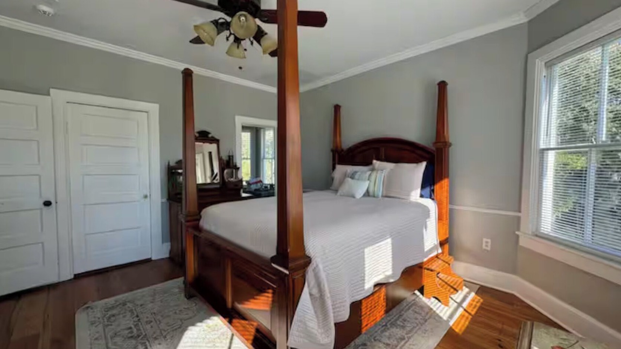 Photo of Bedroom in Beaufort