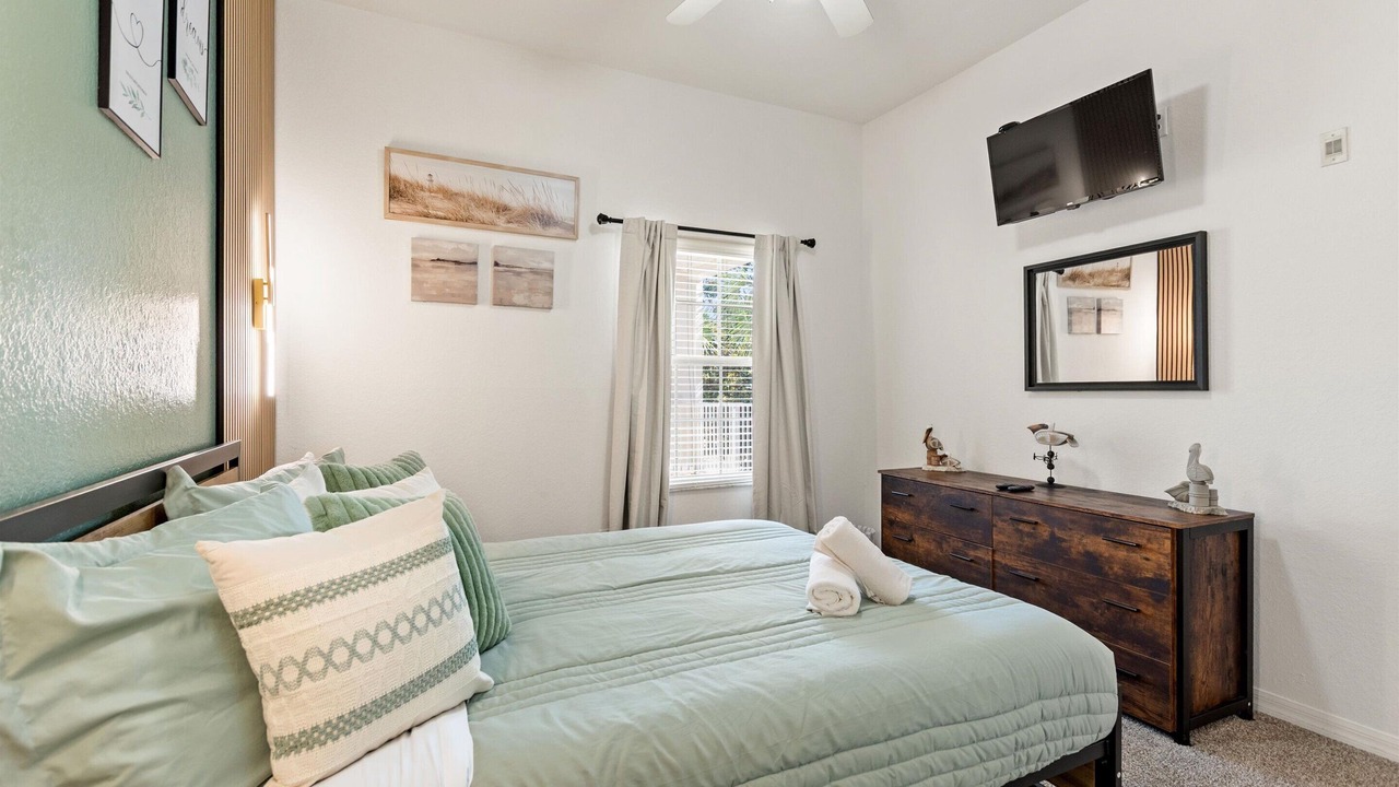 Photo of Bedroom in Bahama Bay
