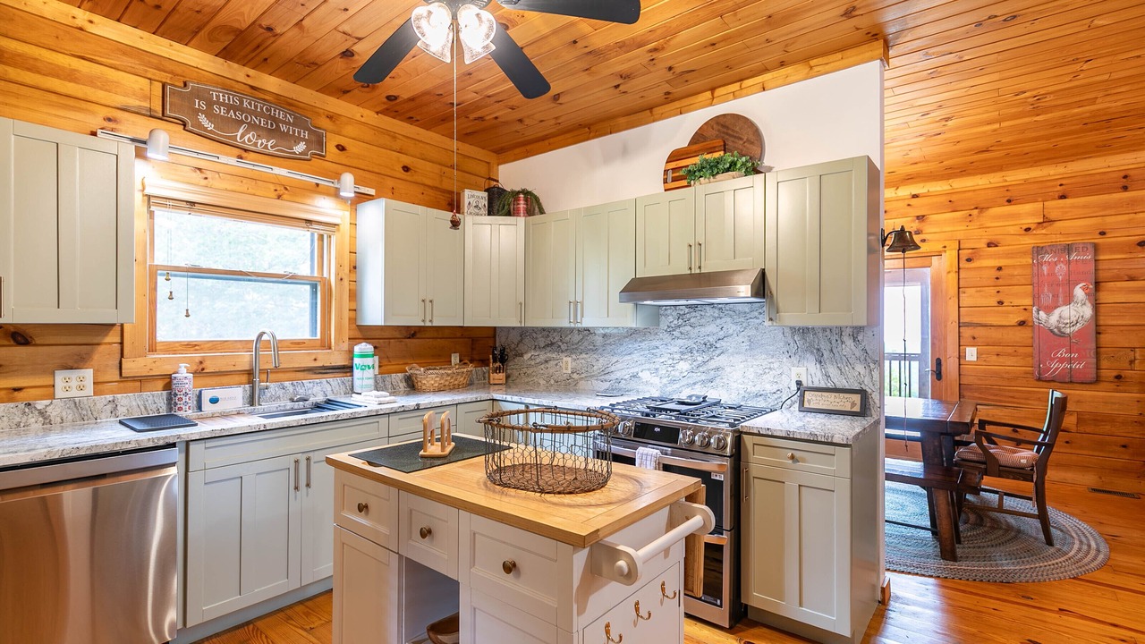 Photo of Kitchen in Seven Devils