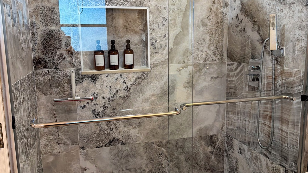 Photo of Bathroom in Sunridge Woods