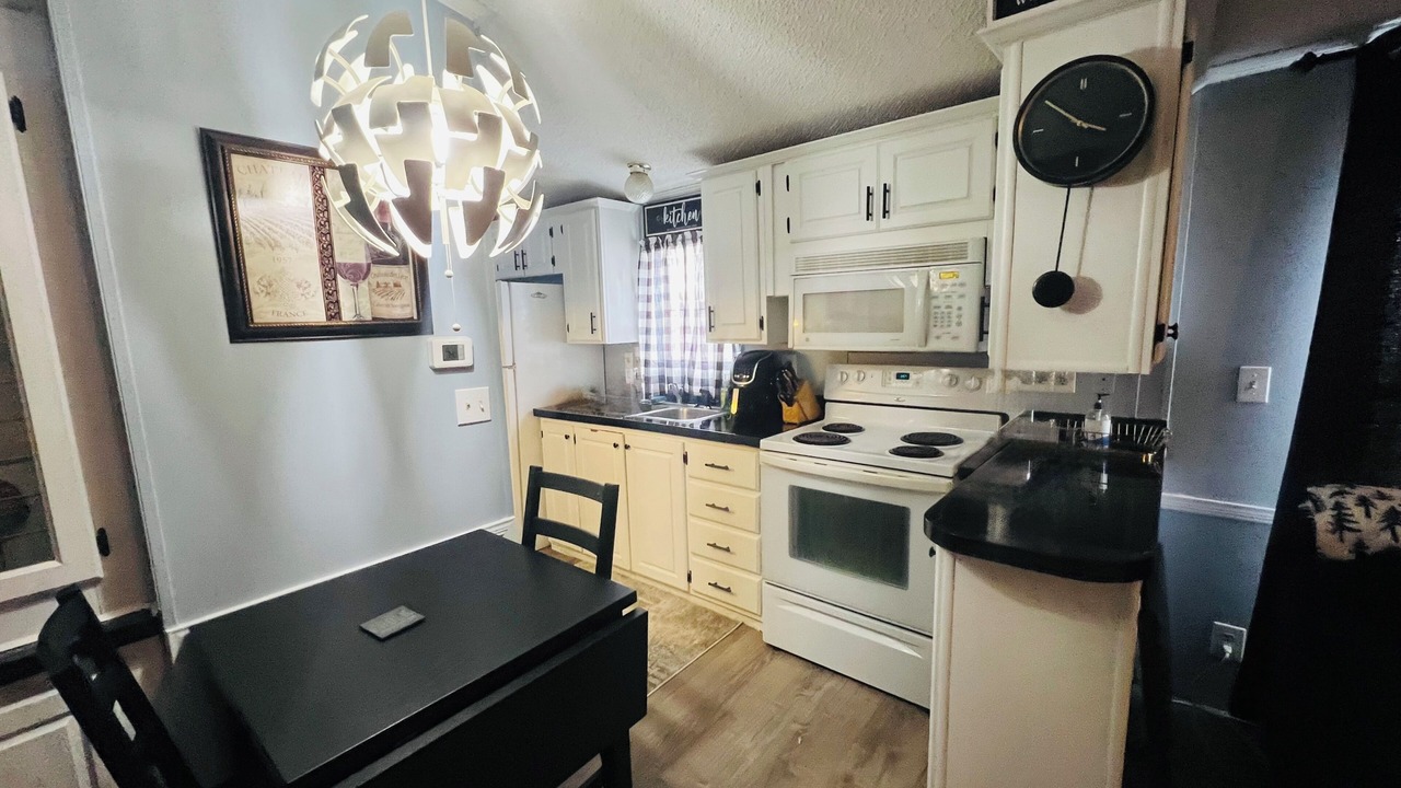 Photo of Kitchen in Deer Creek