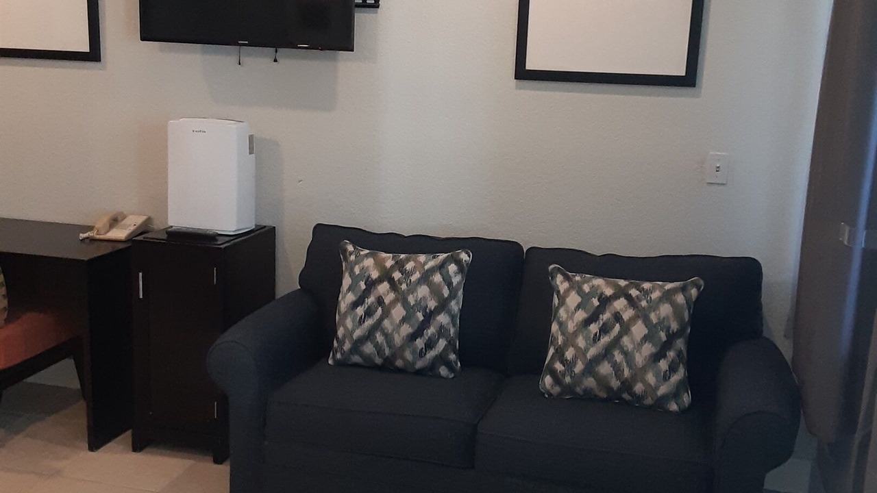 Photo of Livingroom in Ruskin