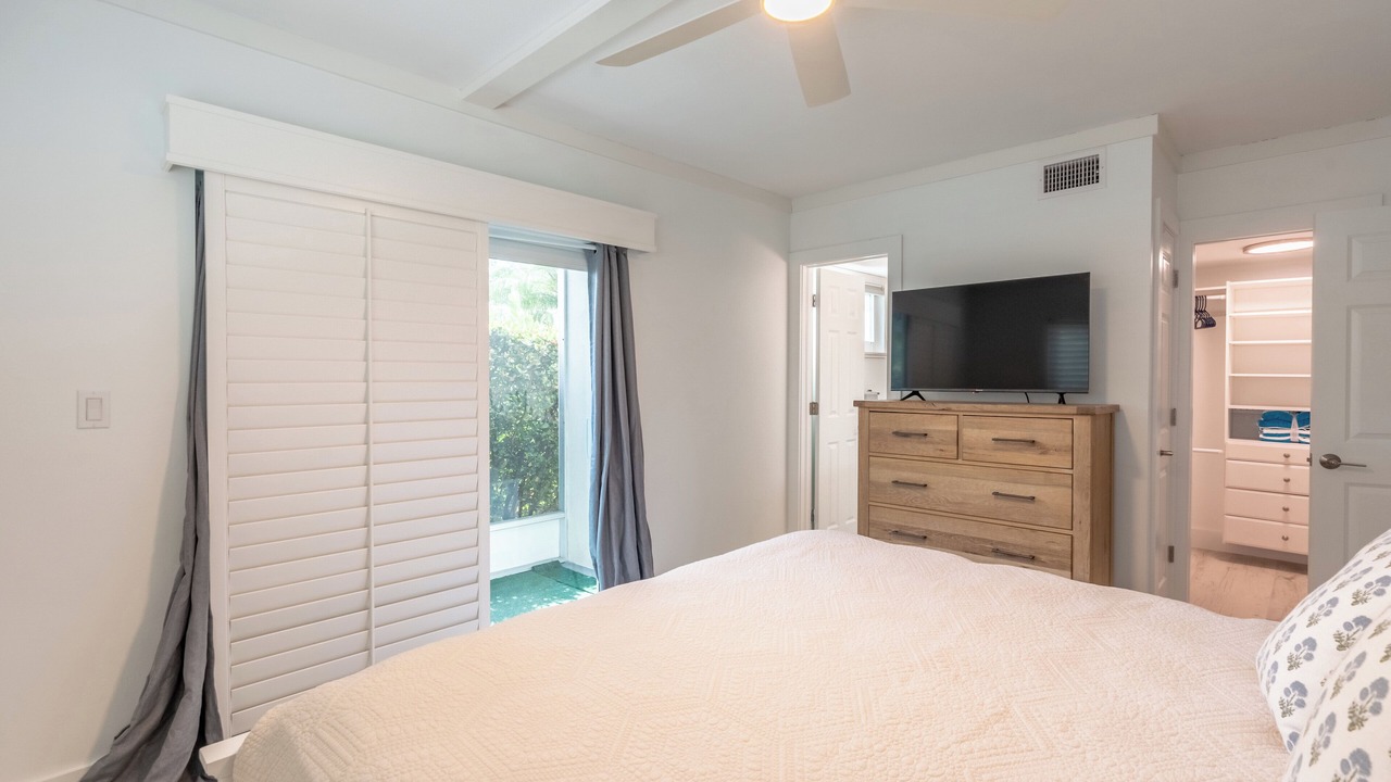 Photo of Bedroom in Coquina Sands