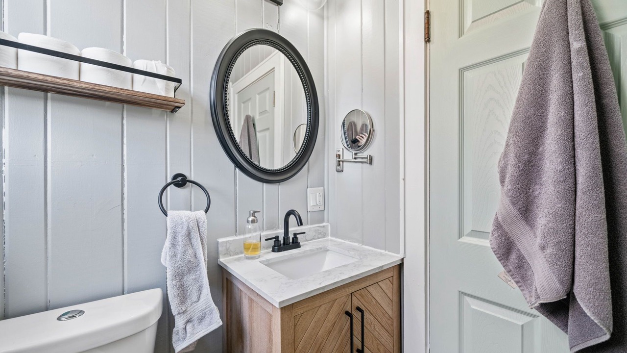 Photo of Bathroom in Jasper