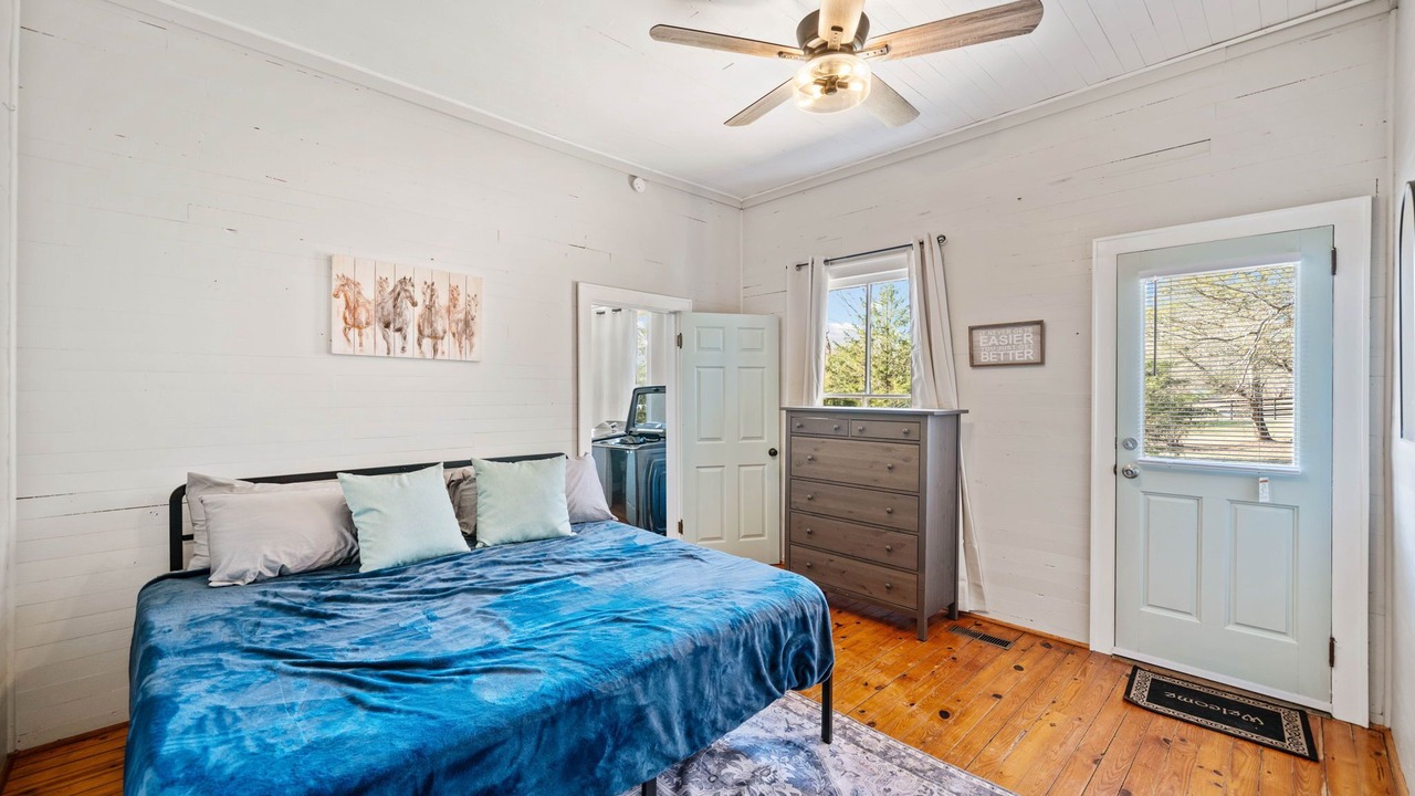 Photo of Bedroom in Jasper